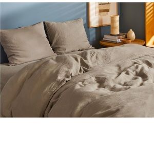 NWT! Parachute Linen Duvet Cover in Fawn size Full/Queen